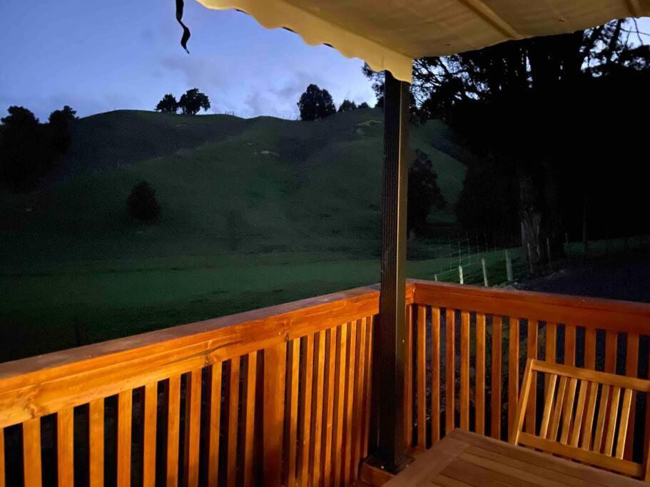 Bush Cabin Your Own Place Stunning Views Taumarunui Exterior photo